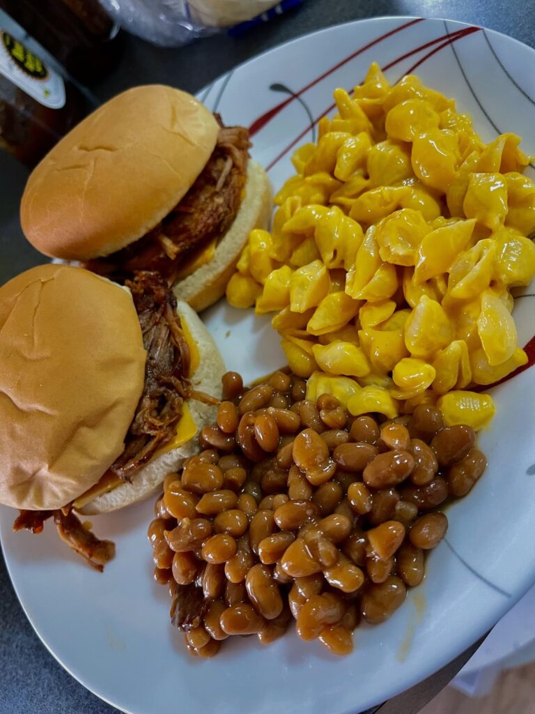 Simple, yet bomb ass pulled pork dinner