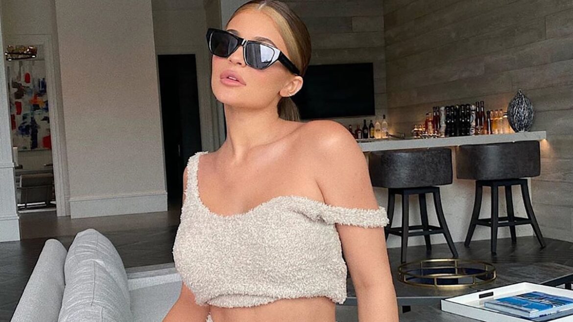 Kylie Jenner shows off culinary skills during lockdown - see her French toast recipe