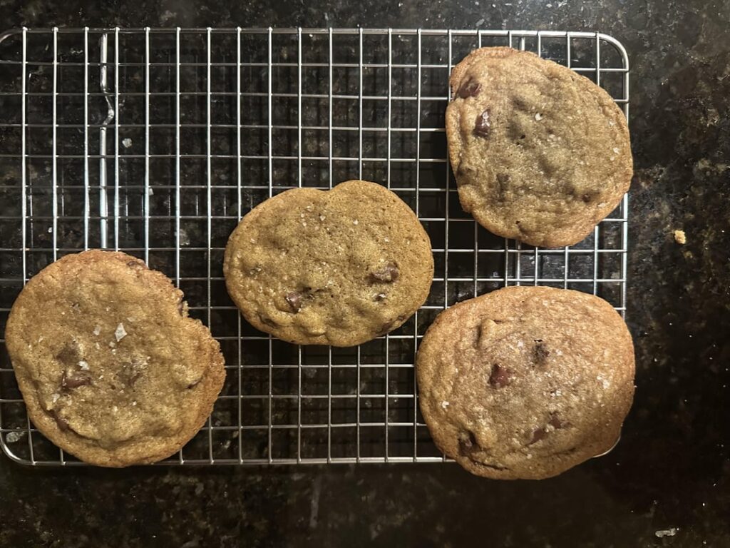 Chocolate chip cookies. Very tasty, but super thin Chocolate chip cookies. Very tasty, but super thin