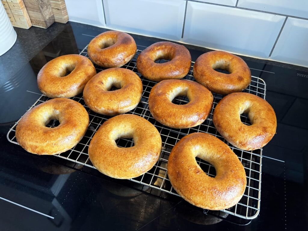 A good start to a rainy day 🥯