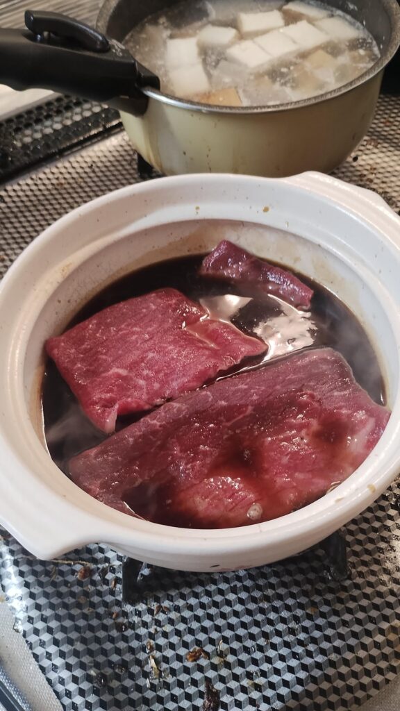 Hokkaido mixed breed beef sukiyaki