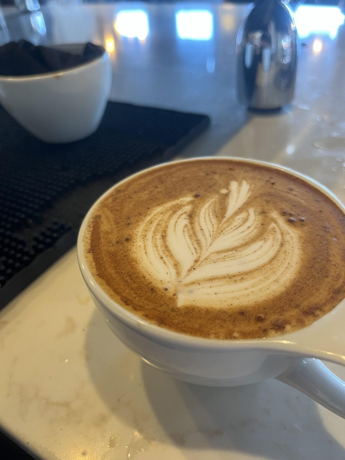 Latte art struggling after switching cafés/machines (Slayer to La Marzocco) Latte art struggling after switching cafés/machines (Slayer to La Marzocco)