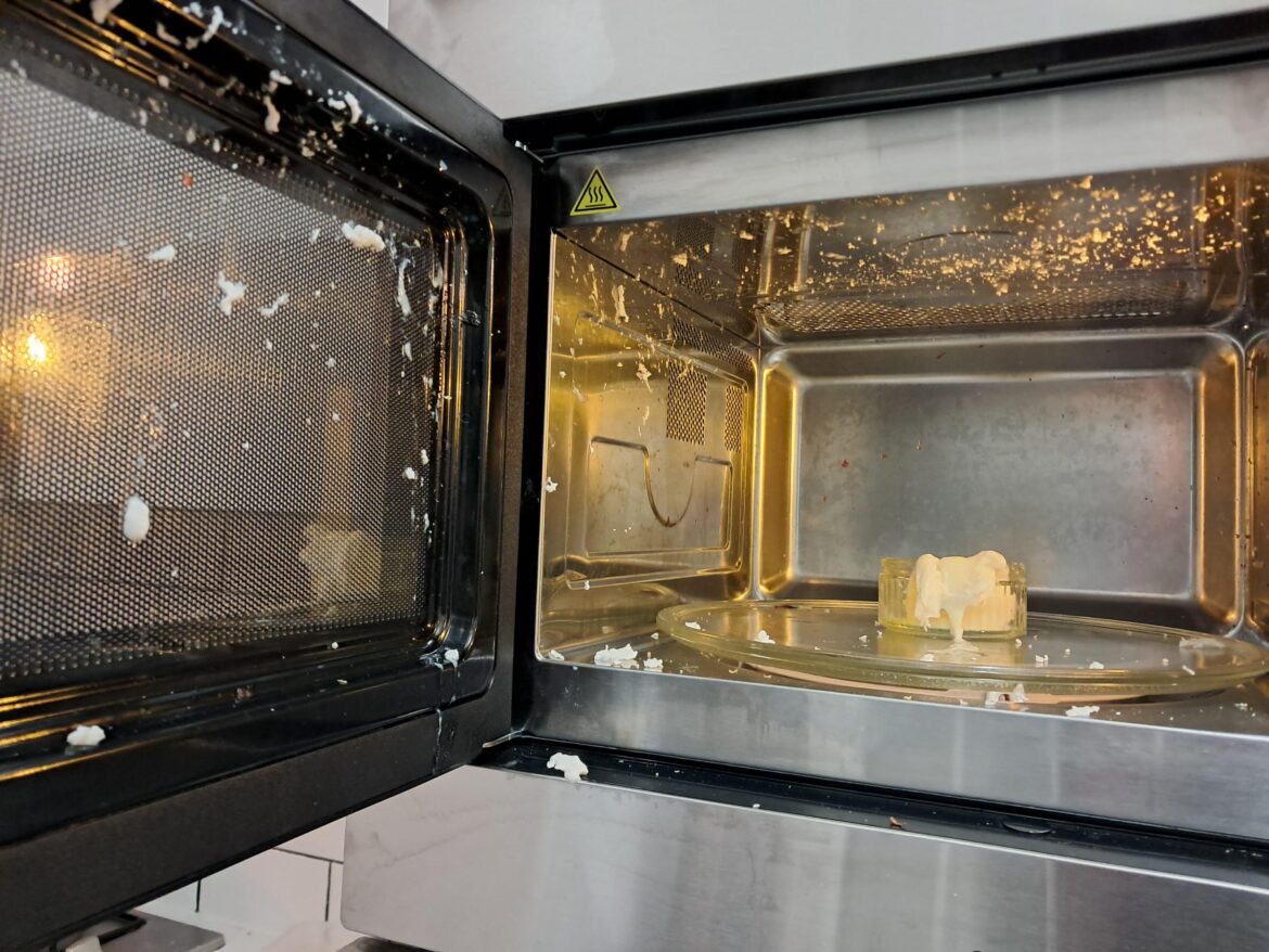 Had some egg white left over, so I thought, quick micro, nice healthy nibble.