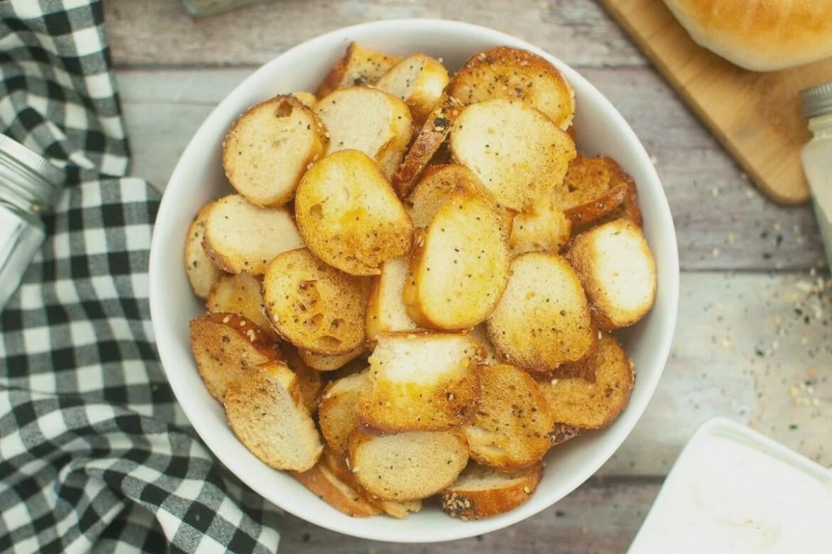 Easy Air Fryer Everything Bagel Chips With Garlic