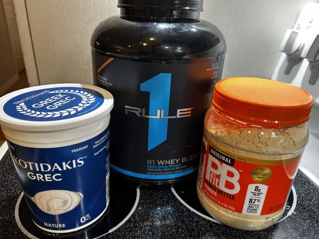 Chocolate Peanut Butter Pudding 290 Calories 49 grams of Protein