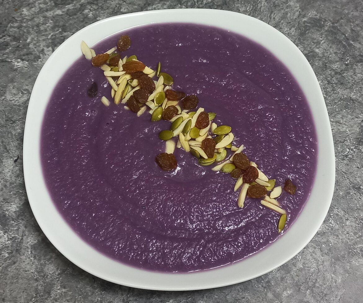 Red cabbage puree