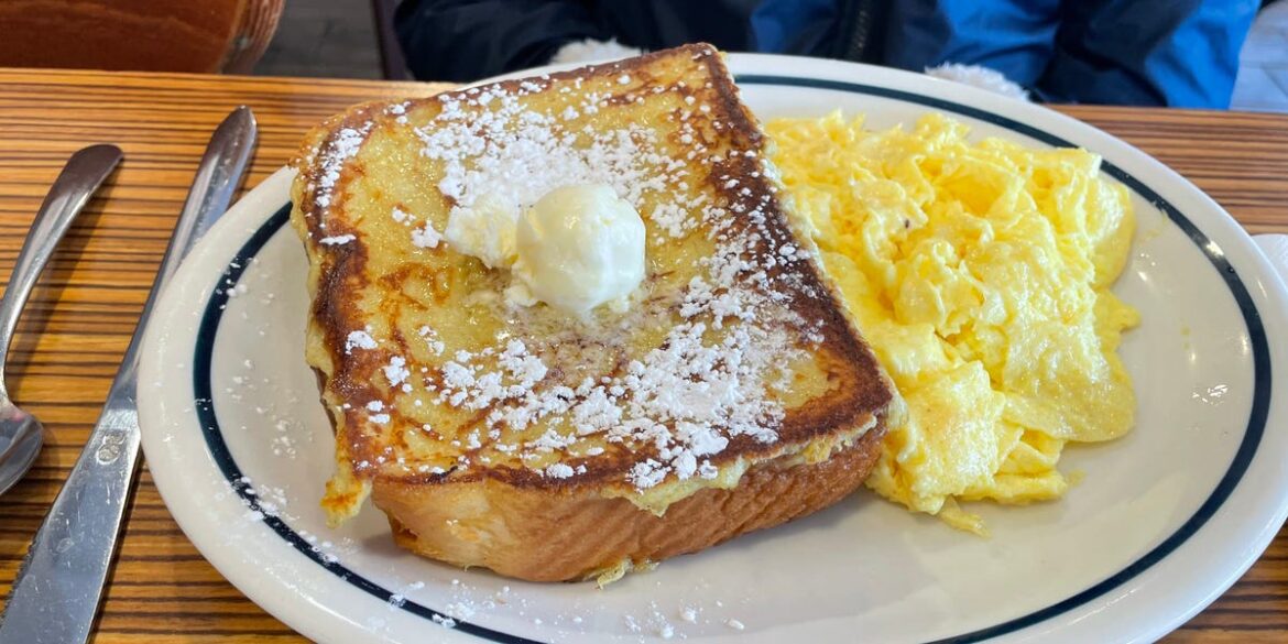 Family Tries IHOP $7 Meal Deals, Only One House Fave Is Worth It: REVIEW