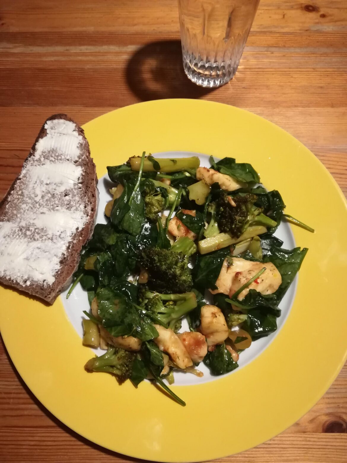 Greens with Halloumi