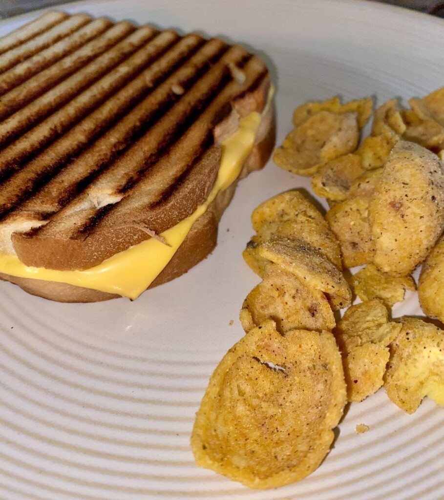 Cheese toasty sandwich