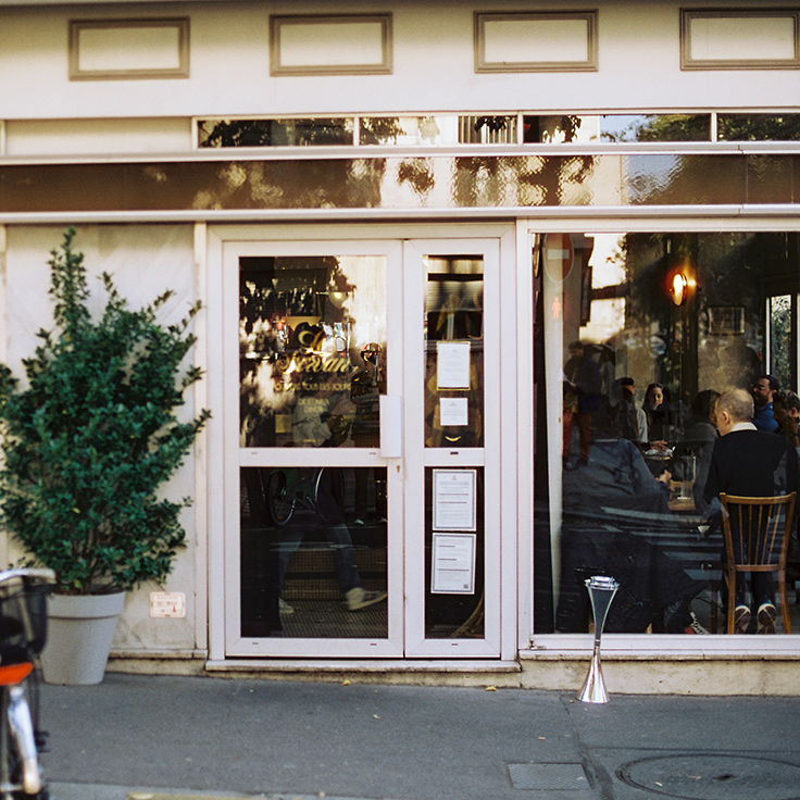 Le Servan on rue Saint-Maur in the 11th (© Le Servan)