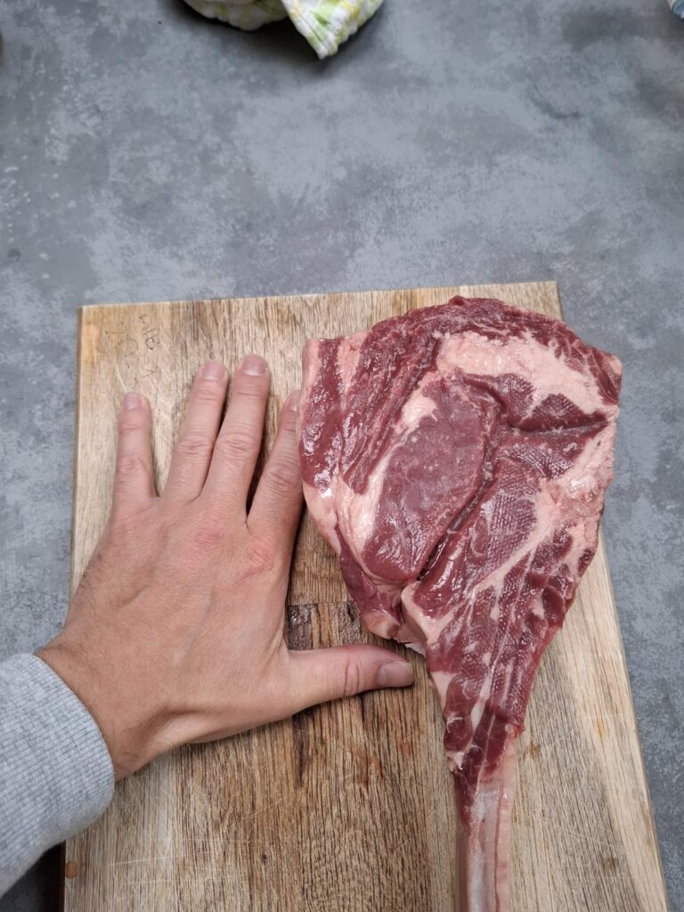 Goodbye BBQ we did for our friend going abroad (Canada, two years). Tomahawk, Picanha and bonemarrowbutter. Did we give him a proper goodbye?