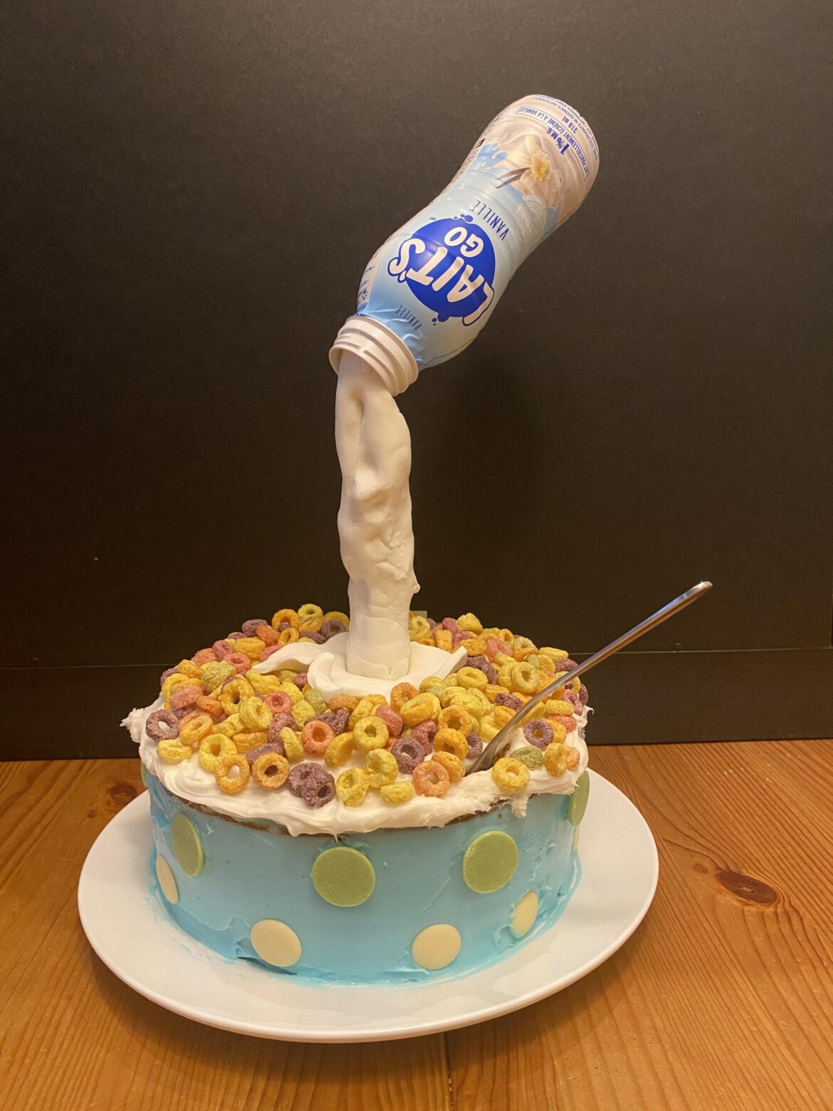 Gravity defying cake