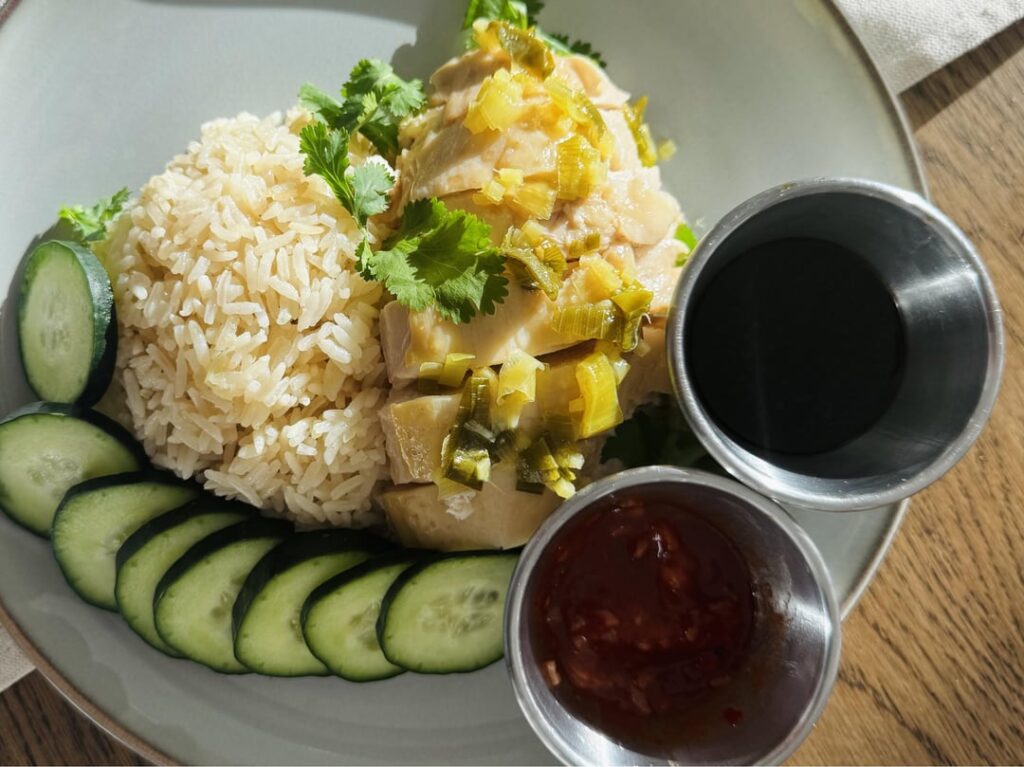 hainanese chicken rice, again.
