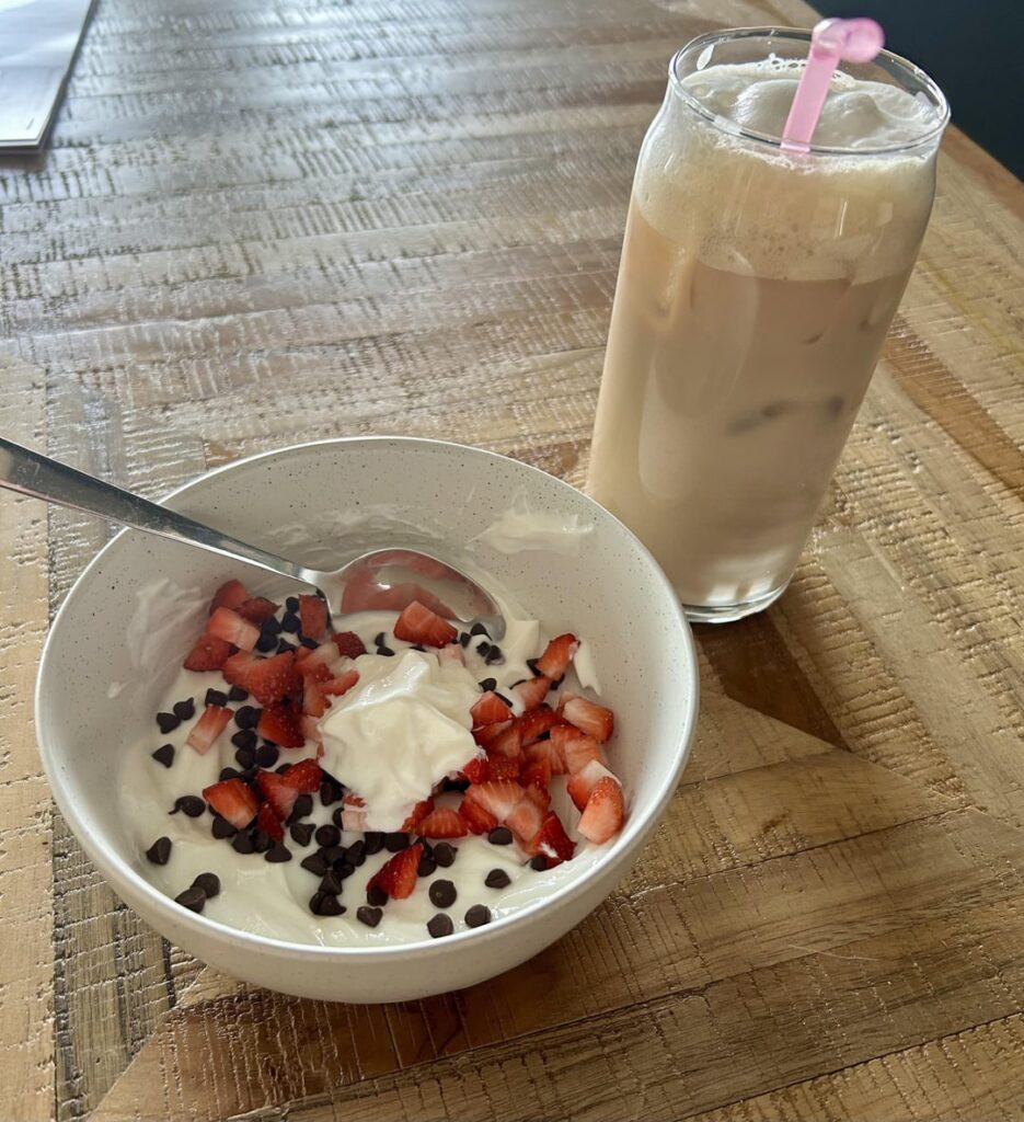 Day 1! Full day of eating for 1260 calories!