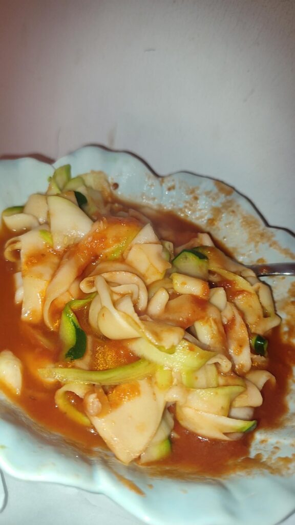 Zucchini noodles with veggie sugo for just about 100 calories :)