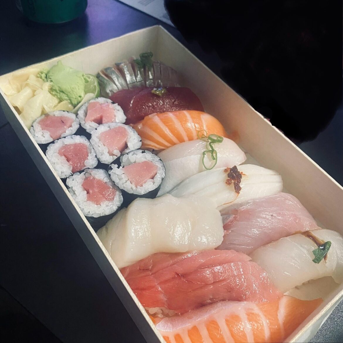 I wish i could eat 100000 toro rolls