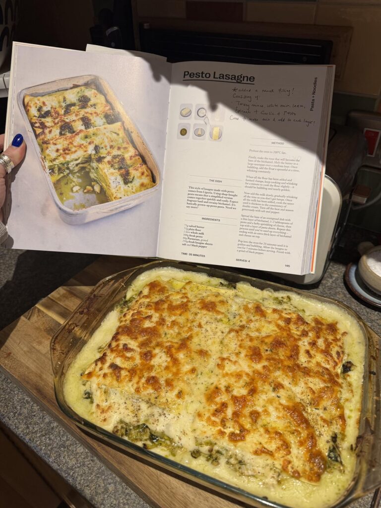 Pesto Lasagne with extra layers of turkey mince, spinach, leek! Pesto Lasagne with extra layers of turkey mince, spinach, leek!