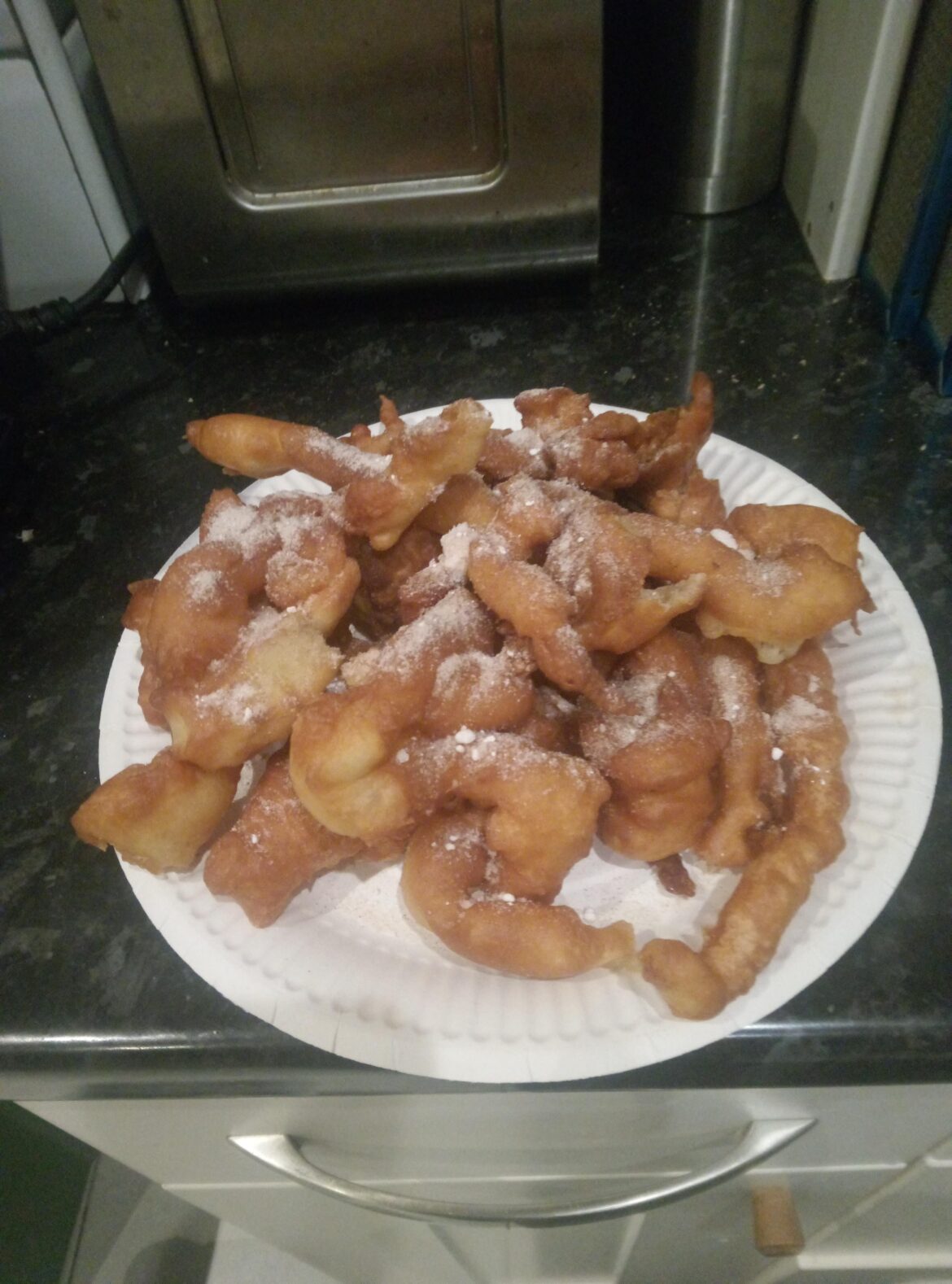 Funnel cake didn't show up in my last post, so here it is.