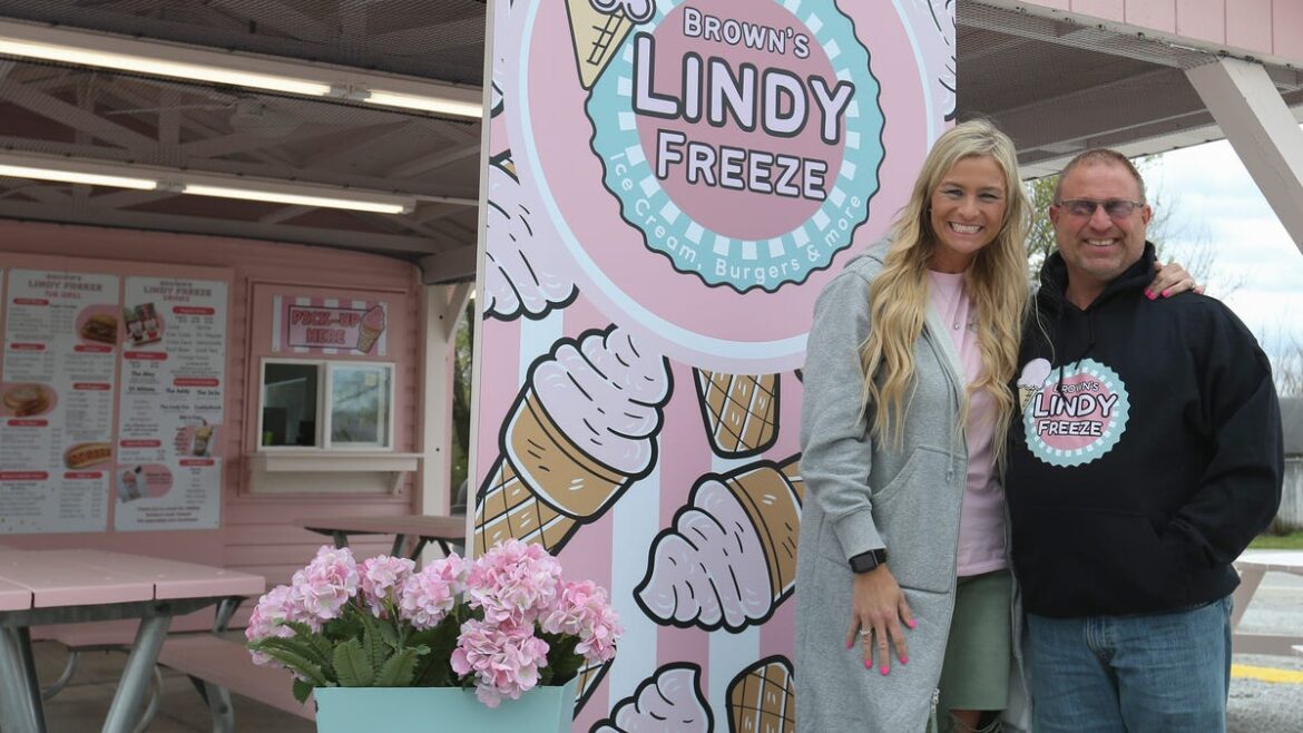 Brown’s Accents prepares to open Lindy Freeze under new ownership Brown's Accents prepares to open Lindy Freeze under new ownership