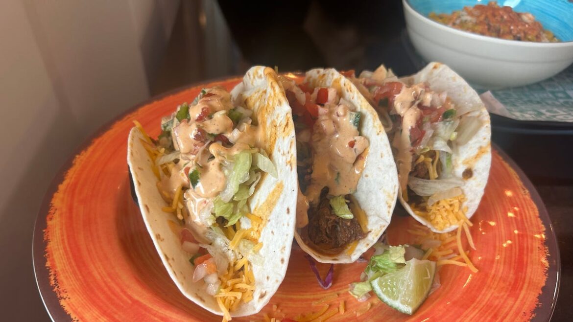 Tacos, doughnuts, French food by the shore