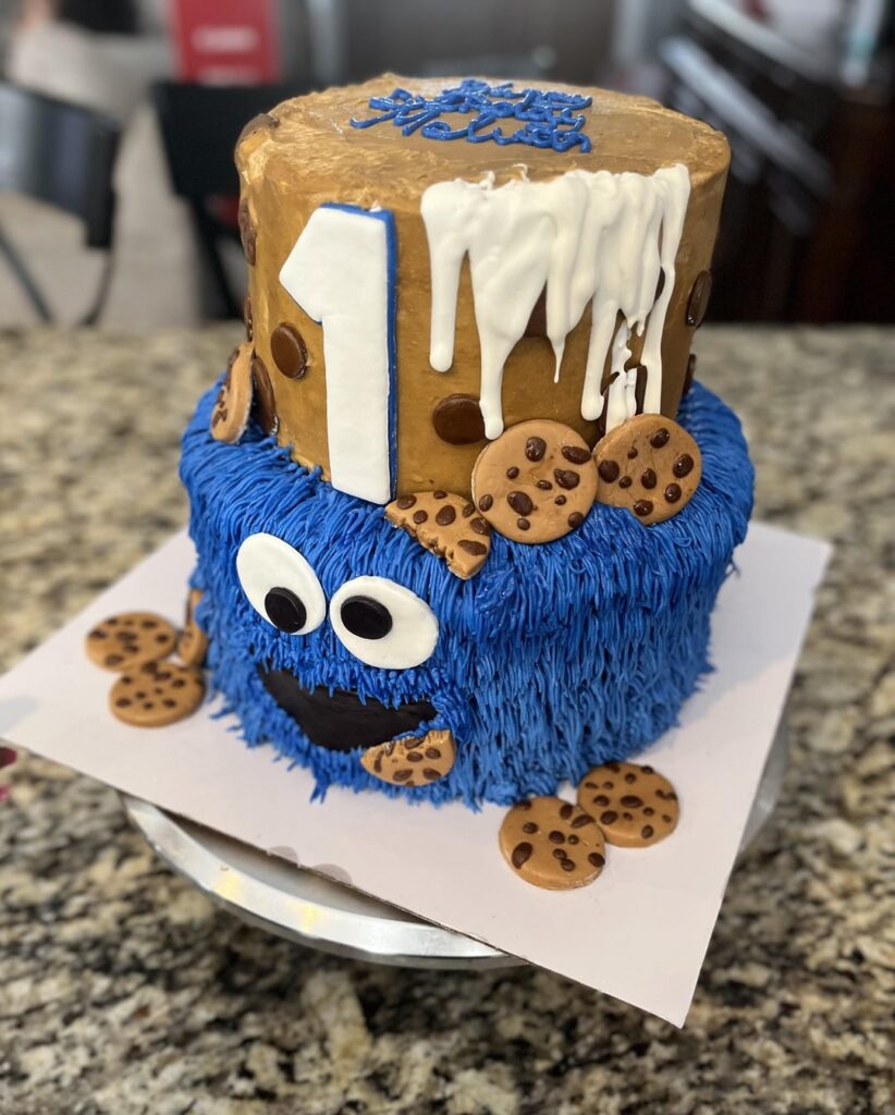 Cookie Monster cake 🔵🍪