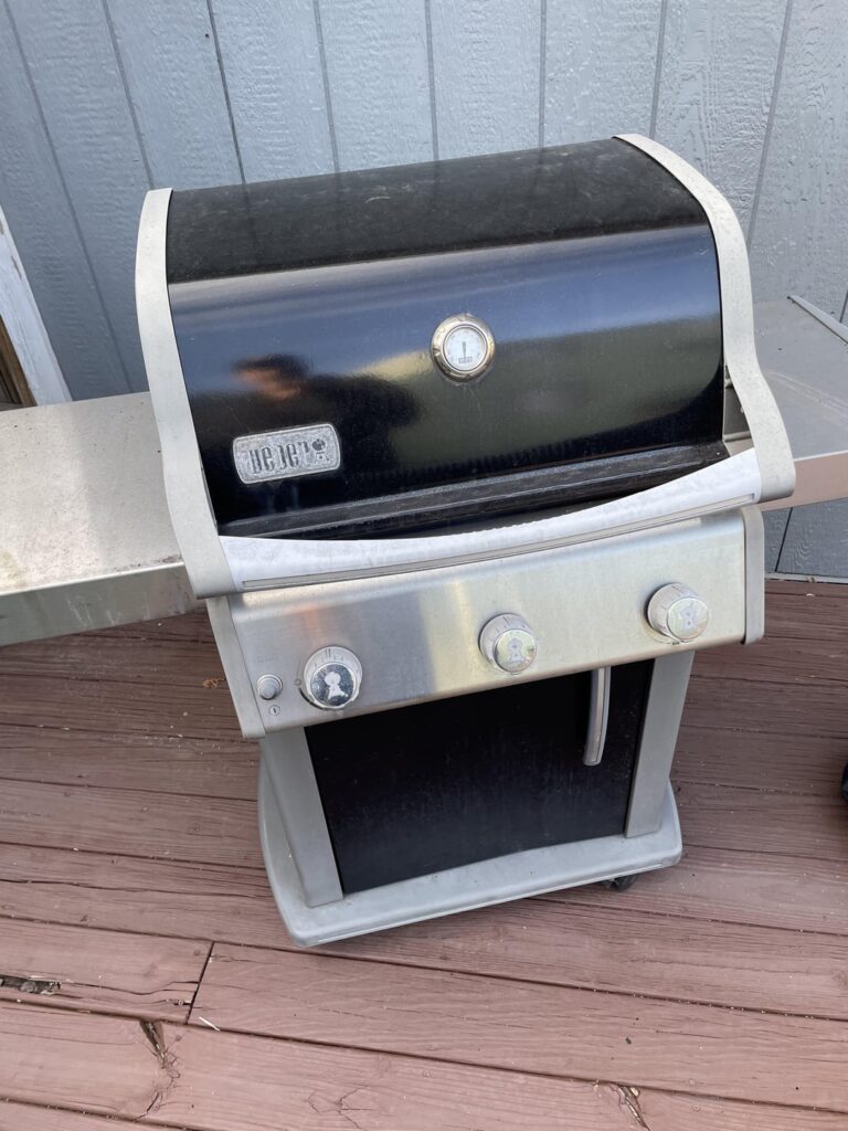 Previous owner left grill, is this worth cleaning? Previous owner left grill, is this worth cleaning?