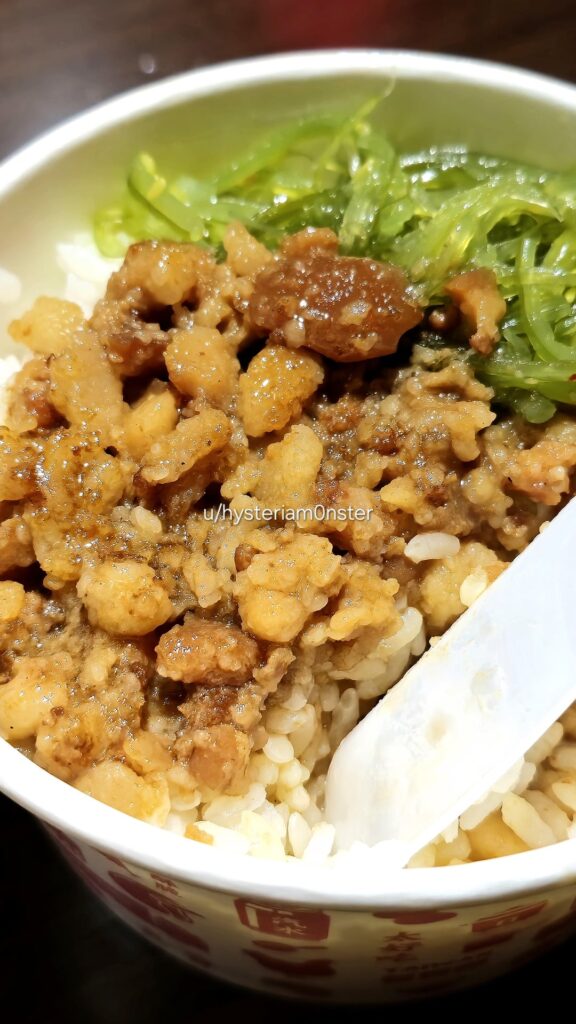 Enjoying Taiwan's most famous street eats 😋