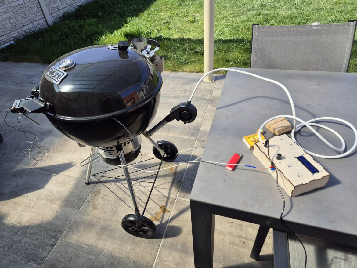 Made my own temperature controller with an Arduino. First cook today!