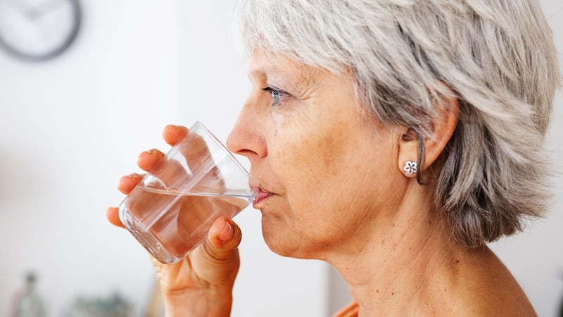 5 things that not drinking enough water is doing to your health