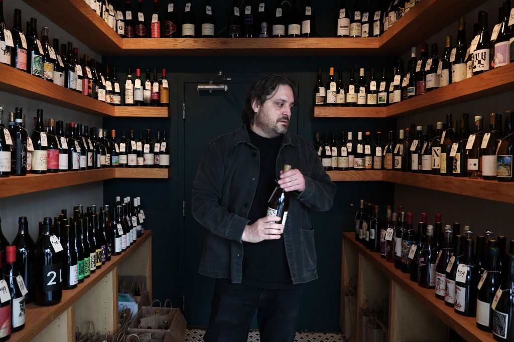 Navigating price and quality in the American wine market Navigating price and quality in the American wine market