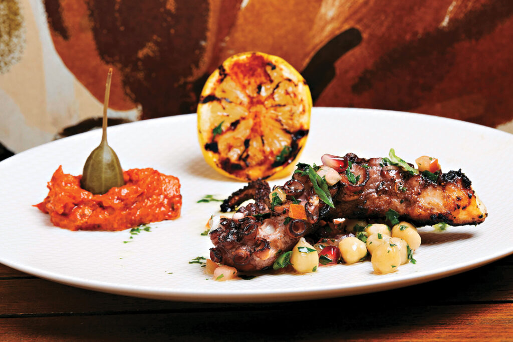 Restaurant Review: Láylí Mediterranean Garden Restaurant Review: Láylí Mediterranean Garden