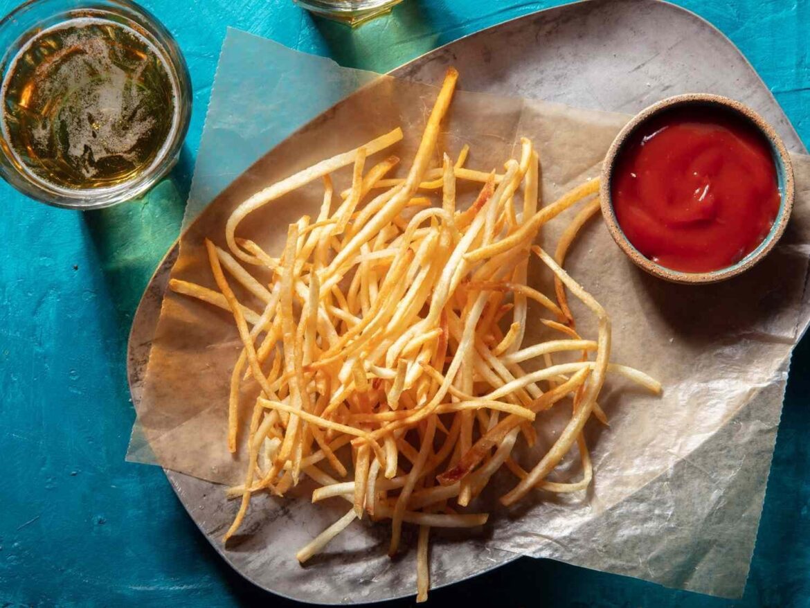 Shoestring fries disaster. Is it salvageable Shoestring fries disaster. Is it salvageable