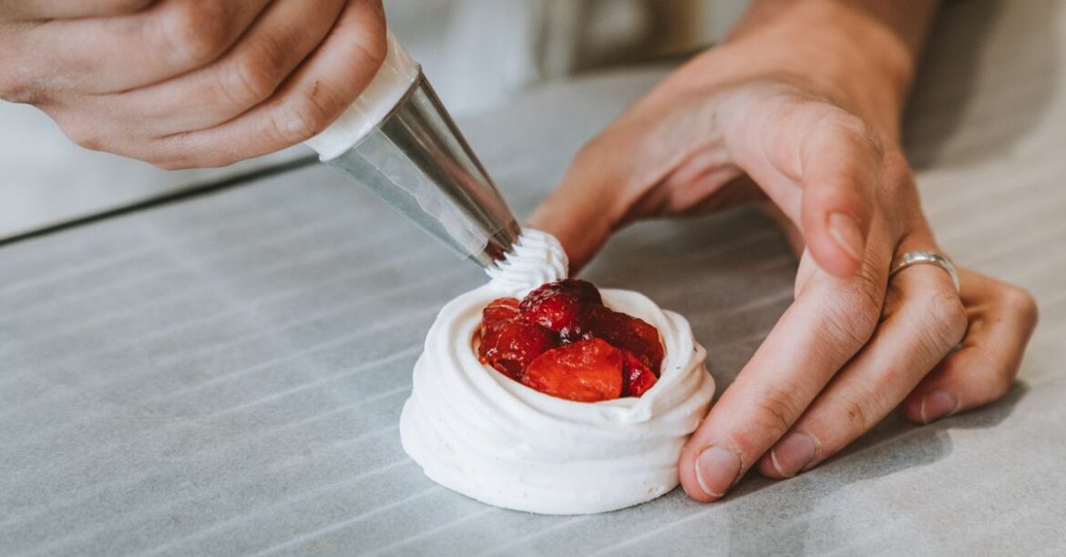 The 15 Best Patisseries in Paris for Croissants, Cakes, and Eclairs