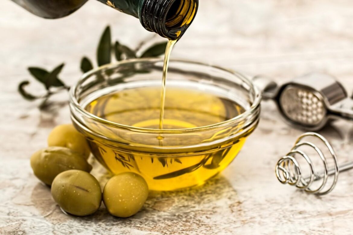 Olive oil could help reduce risk of dying from dementia, Harvard study says