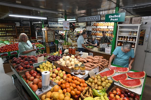 An anonymous buyer of David’s Produce, the Decatur-area store and time capsule, will keep the produce stand open and continue business as usual. (Hyosub Shin/AJC 2024)