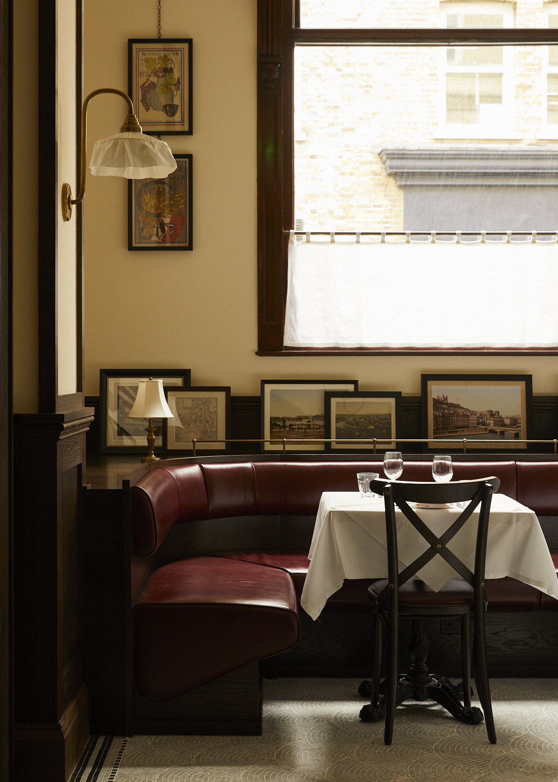 Restaurant Josephine interior