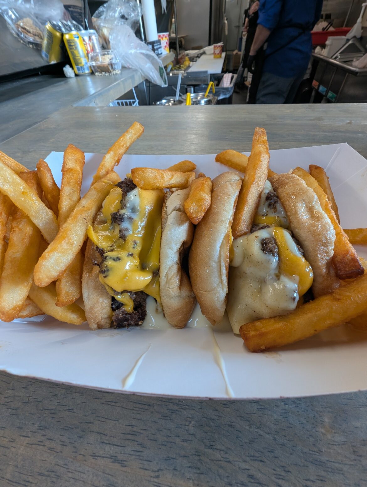 Ultimate Cheeseburger - 2 internal cheese, 1 external cheese