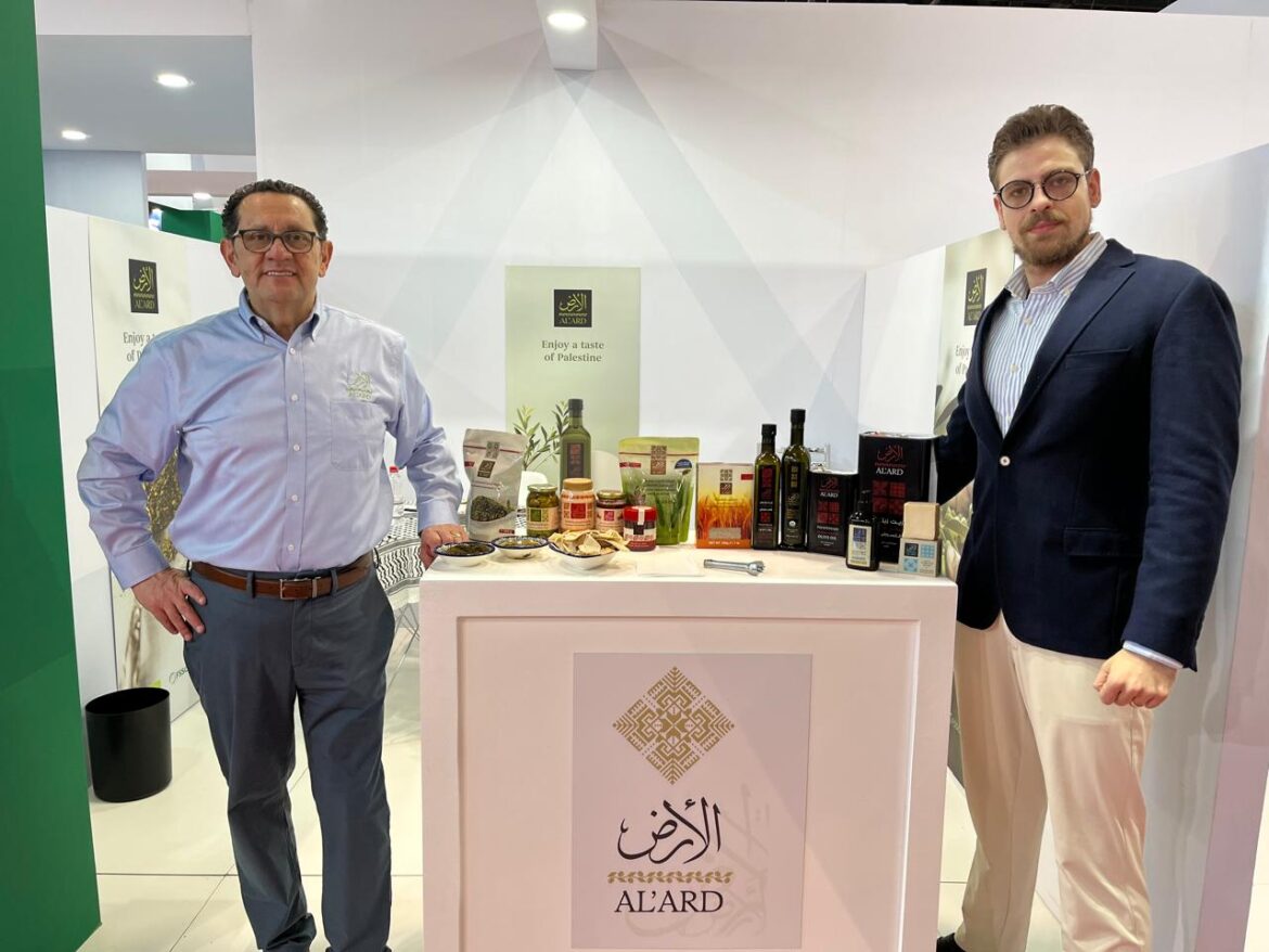 Subhi Anabtawi (R) sees an opportunity to sell olive oils, spices, and other products to Brazil. However, he needs a local partner