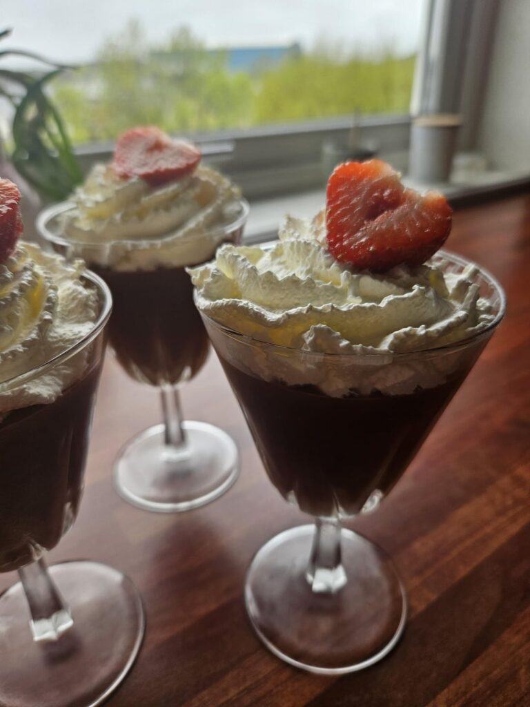 Made vegan chocolate mousse