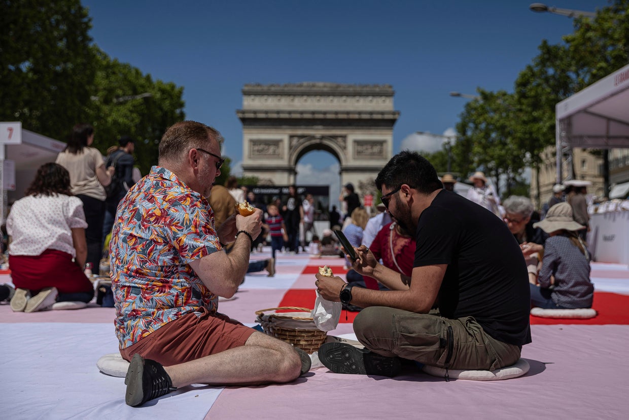 Paris Giant Picnic 