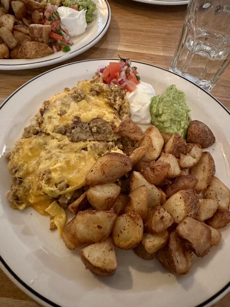 Breakfast at Beachwood cafe