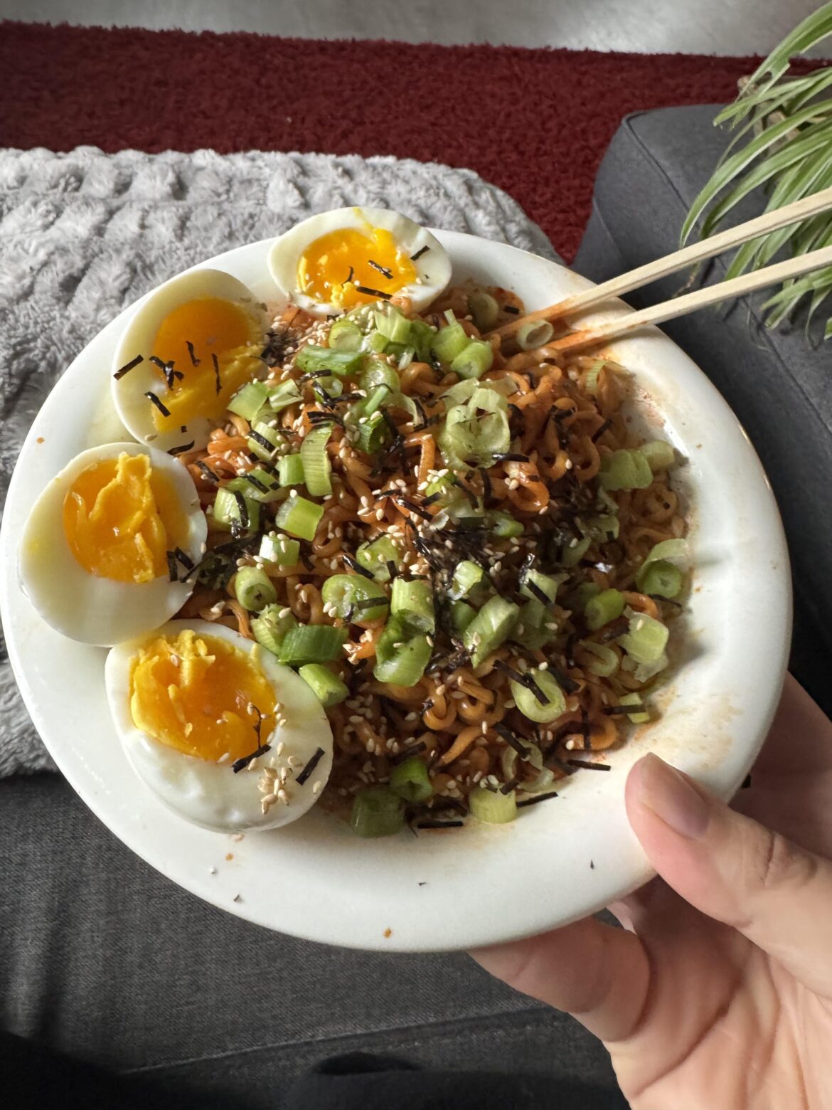 2 packs of buldak 2x tasted delicious but it hurt