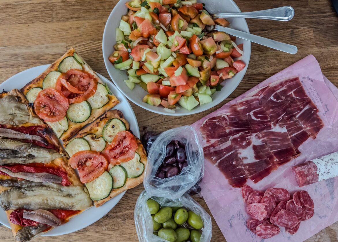 A quick lunch arranged at our B&B in Barcelona
