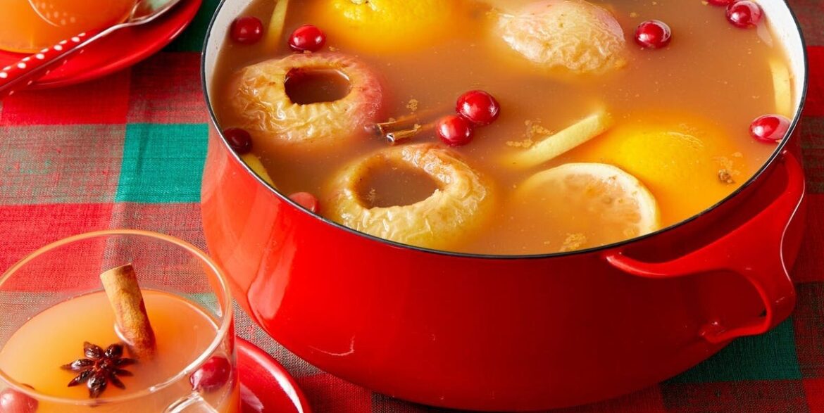 12 Christmas Drinks from Around the World Search