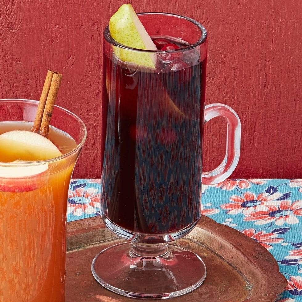 mulled wine christmas drink