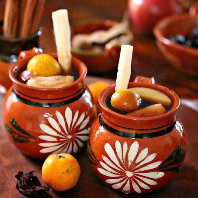 ponche navideno christmas drink