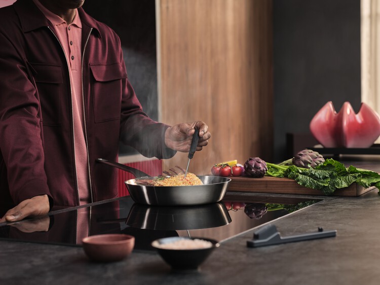 Reinventing the Cooking Ritual with AI at the Heart of the Home - Image 4 of 8