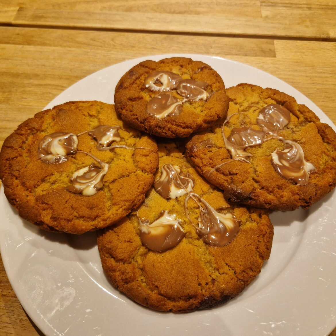 Homemade Brown Butter Kinder Cookies