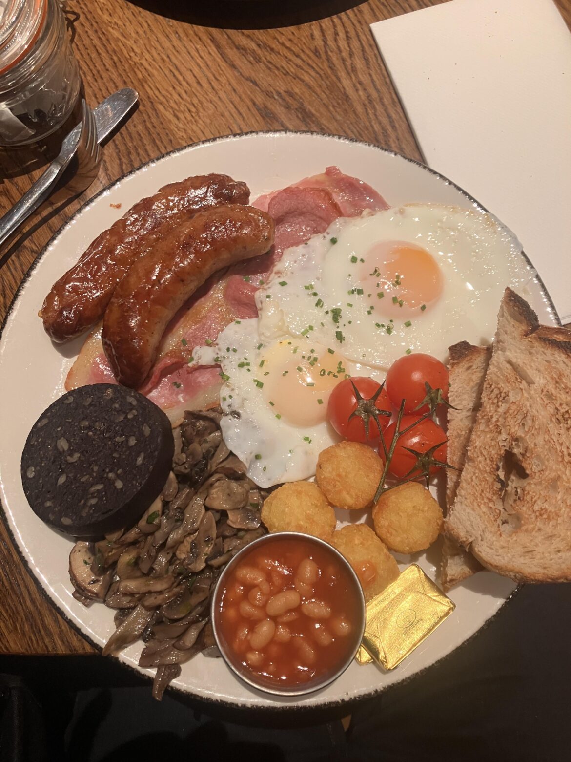 Manchester Airport T2 £16.75 (£25 with Coffee and Orange Juice)