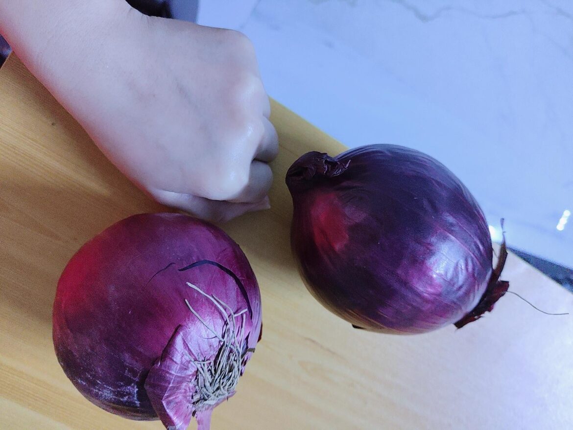 Onions are bigger than my fist